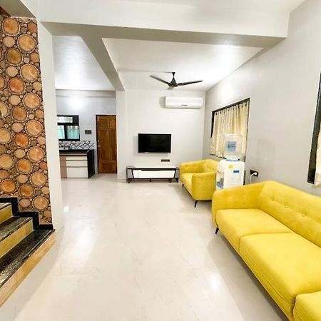 Corner House, Lonavla By Meheru-4 Bhk Villa With Pool Экстерьер фото
