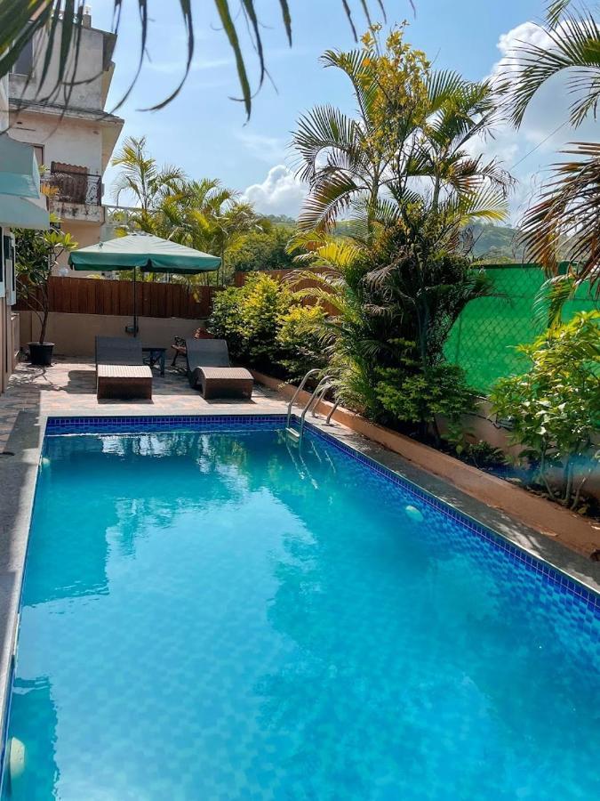 Corner House, Lonavla By Meheru-4 Bhk Villa With Pool Экстерьер фото
